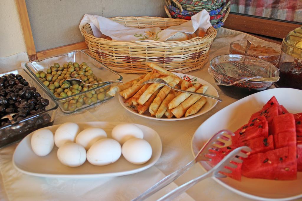 Ilyada Hotel Бозджаада Стая снимка