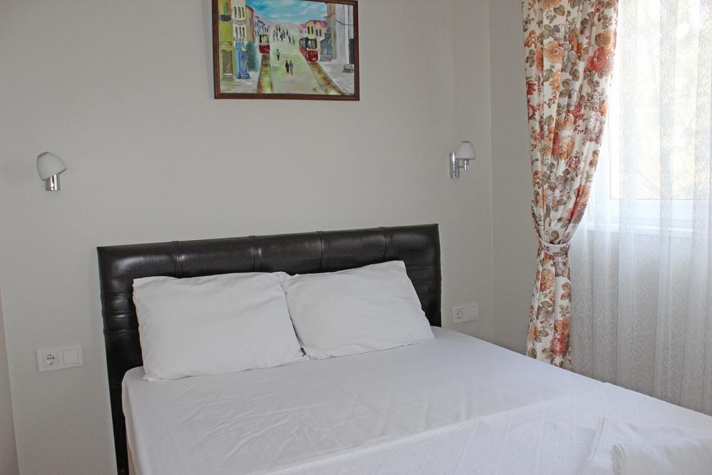 Ilyada Hotel Бозджаада Стая снимка
